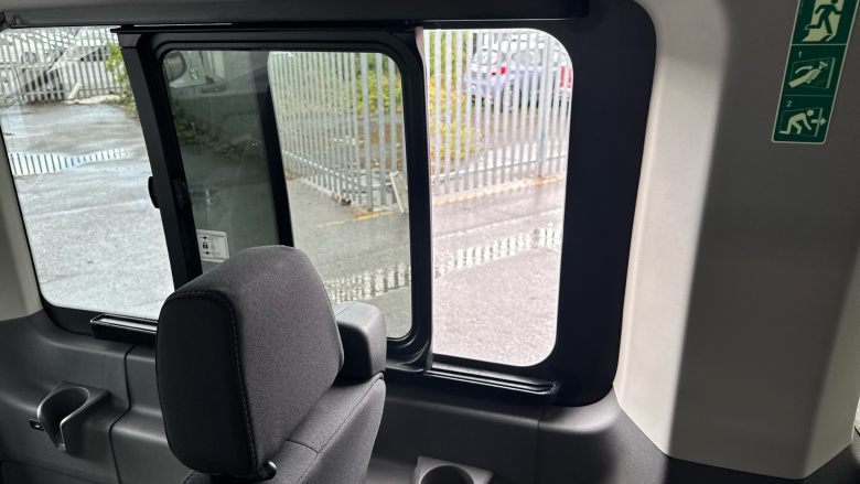 Ford Transit Minibus Transit 460 L4 Minibus Diesel Rwd 2.0 EcoBlue 165ps H3 17 Seater Trend Auto [Nav]